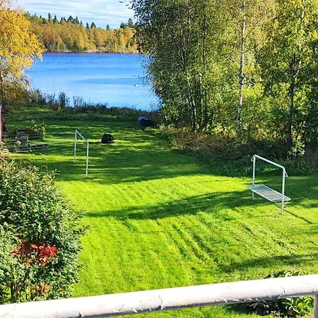 Merikarhun Kaksio - By The Sea, 5 Mins Off The Highway Apartman *