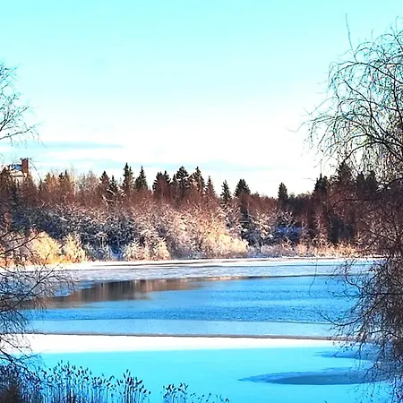 Merikarhun Kaksio - By The Sea, 5 Mins Off The Highway Apartman