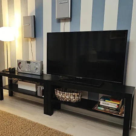 Apartman Merikarhun Kaksio - By The Sea, 5 Mins Off The Highway Kemi