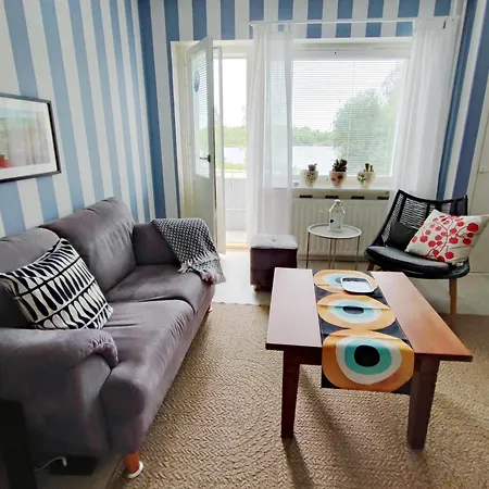 Merikarhun Kaksio - By The Sea, 5 Mins Off The Highway Apartman Kemi