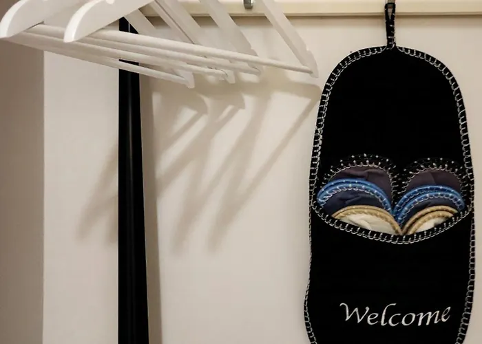 Merikarhun Kaksio - By The Sea, 5 Mins Off The Highway Kemi